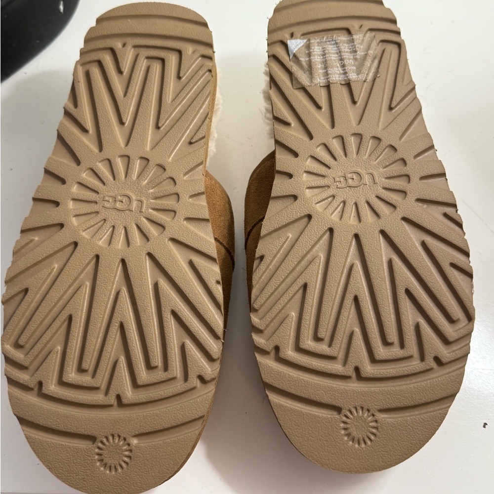 UGG Men's Brown Slip-On Loafers - Picture 5 of 5